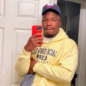 Meet your Posher, Omari